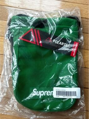 Supreme Polartec Sling Bag Green FW24B3